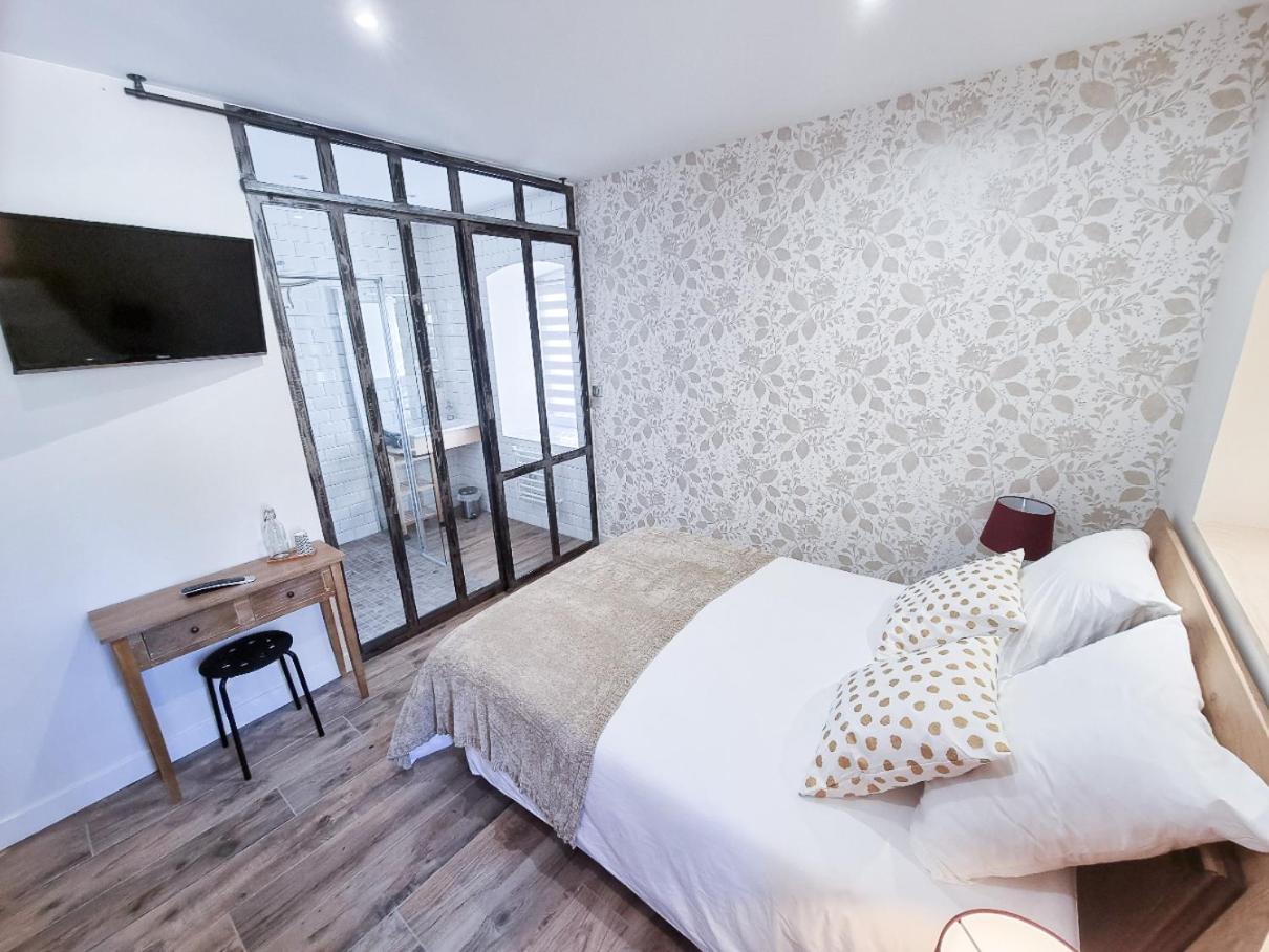 Le Cottage Du Parc Chambeon Habitación foto